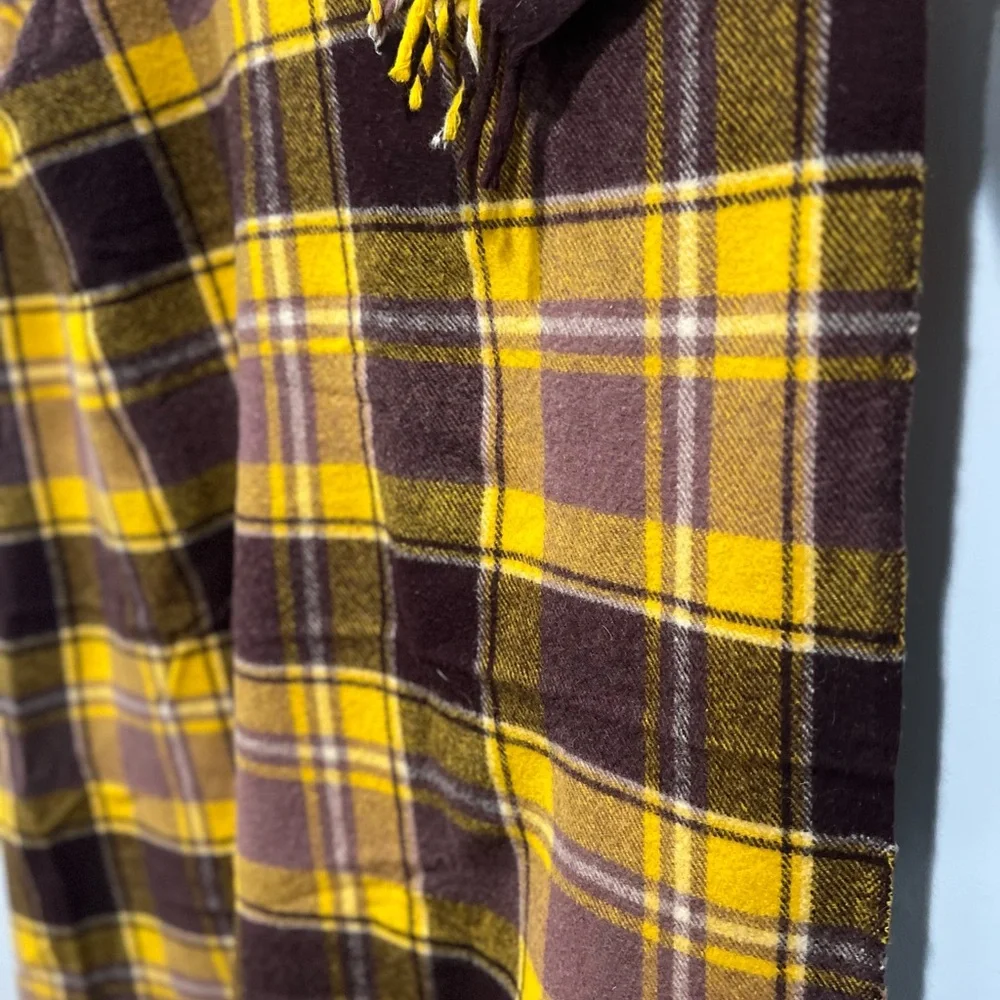 LK New Vintage Wool Stadium Game Day Throw Blanket 50x50 Faribo MN Maroon Gold - Picture 11 of 13